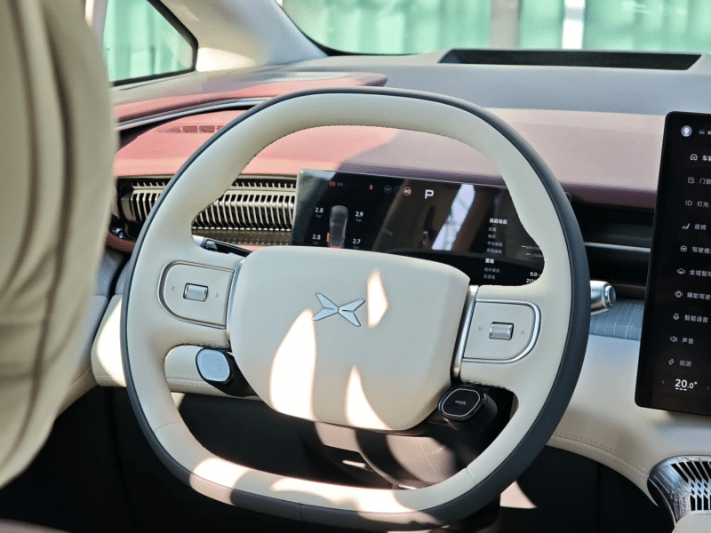 Xpeng X9 EREV: Το νέο ηλεκτρικό MPV με εκτεταμένη αυτονομία και καινοτόμο σχεδιασμό