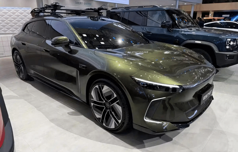 Exeed Exlantix ES7 GT: Το νέο ηλεκτρικό shooting brake με αυτονομία 1.700 km και φόρτιση–αστραπή