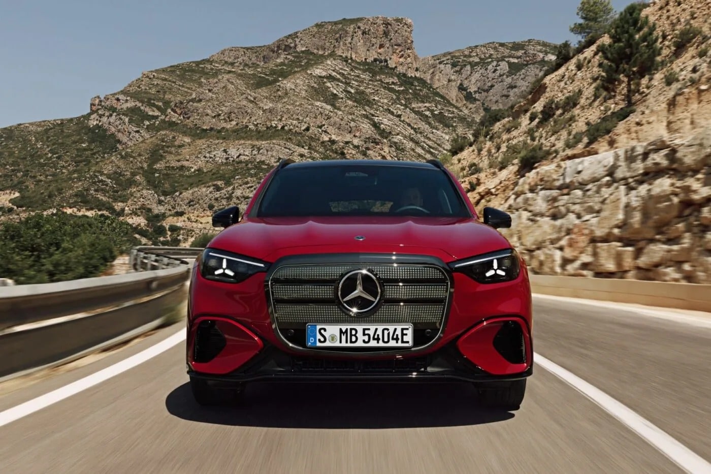 Νέα Mercedes GLC 200 EQ: Με 313 PS, LFP μπαταρία και τιμή κάτω από €60.000