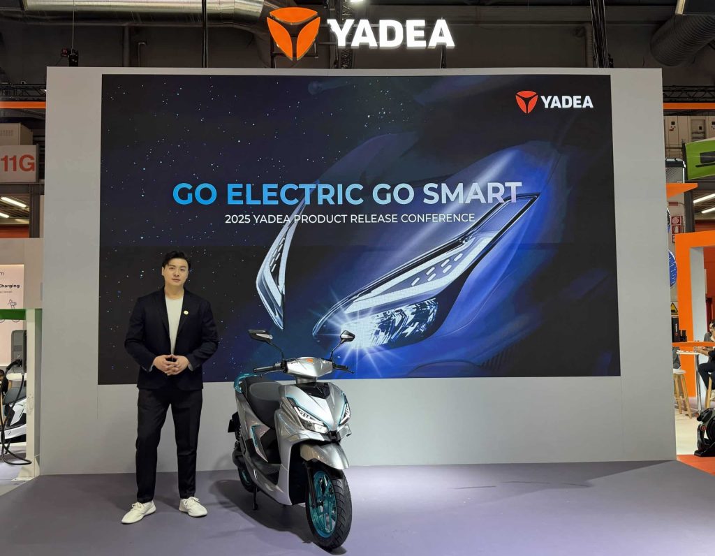 EICMA 2025: Νέο Yadea Velax - Cars Electric
