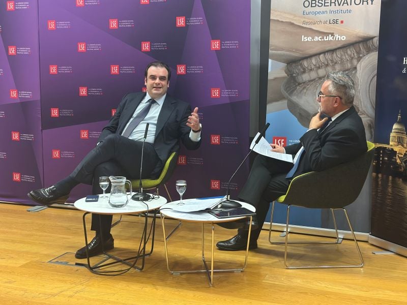 Πιερρακάκης στο LSE: Η Ελλάδα είναι παράδειγμα δημοσιονομικής πειθαρχίας και μεταρρυθμίσεων