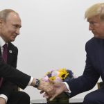 Ο Τραμπ ετοιμάζεται να αναγνωρίσει τα εδάφη που κατέχει η Ρωσία στην Ουκρανία