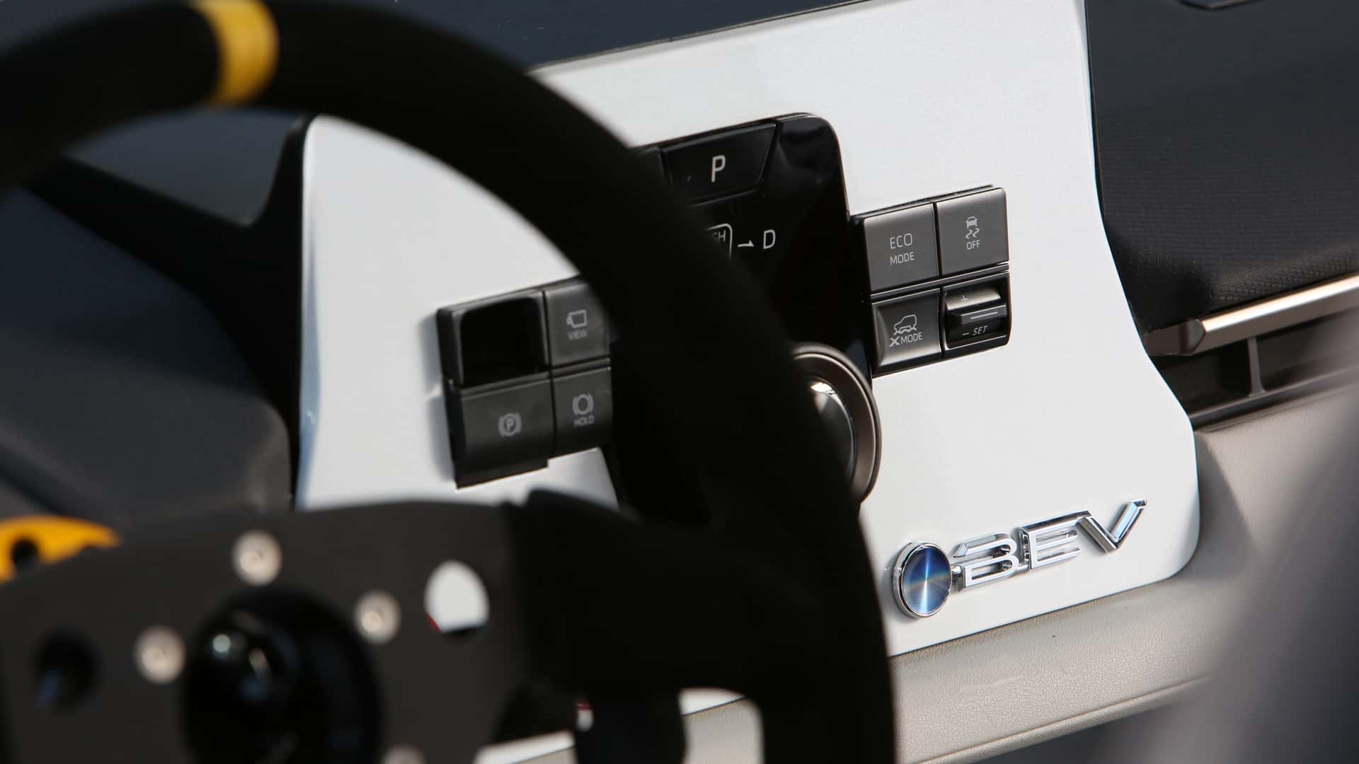 Toyota bZ Time Attack - Δεν υπόσχεται καρδιοχτύπια… τα προκαλεί!