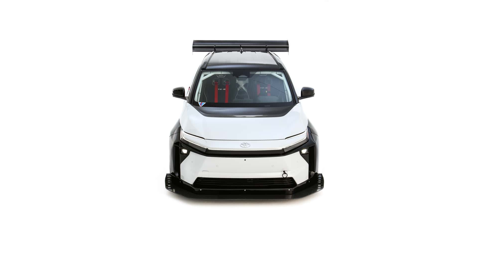 Toyota bZ Time Attack - Δεν υπόσχεται καρδιοχτύπια… τα προκαλεί!