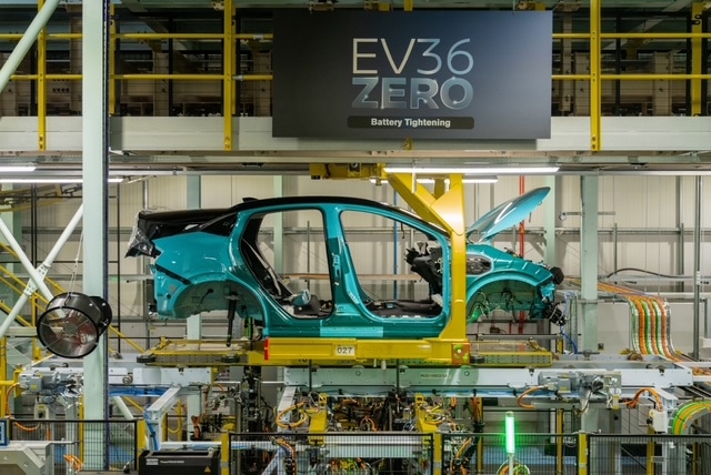 Η νέα γενιά του Nissan LEAF ζωντανεύει το όραμα EV36Zero στο εργοστάσιο του Sunderland