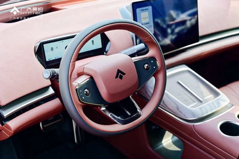 GAC Hyptec A800: Το Sedan με τον μακρύτερο φωτισμό και αυτόνομη οδήγηση L3 που αλλάζει τα δεδομένα!