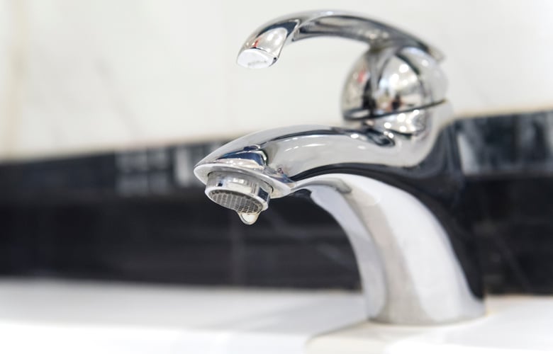 Το τιμολόγιο της ΕΥΔΑΠ παραμένει το χαμηλότερο μεταξύ όλων των ευρωπαϊκών μεγάλων πόλεων