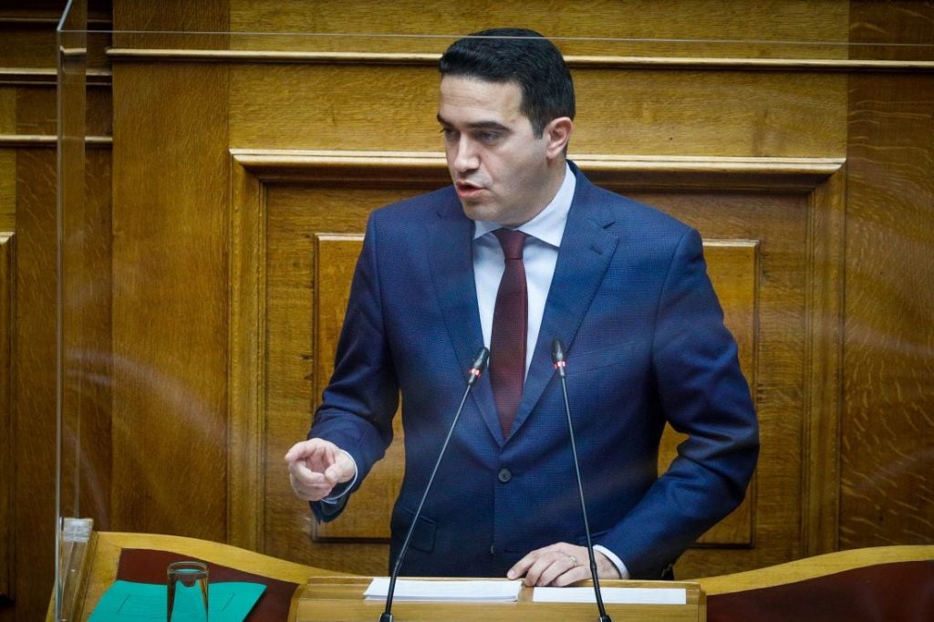 Για πλημμελήματα διώκεται ο 16χρονος γιος του Μιχάλη Κατρίνη που οδηγούσε χωρίς δίπλωμα