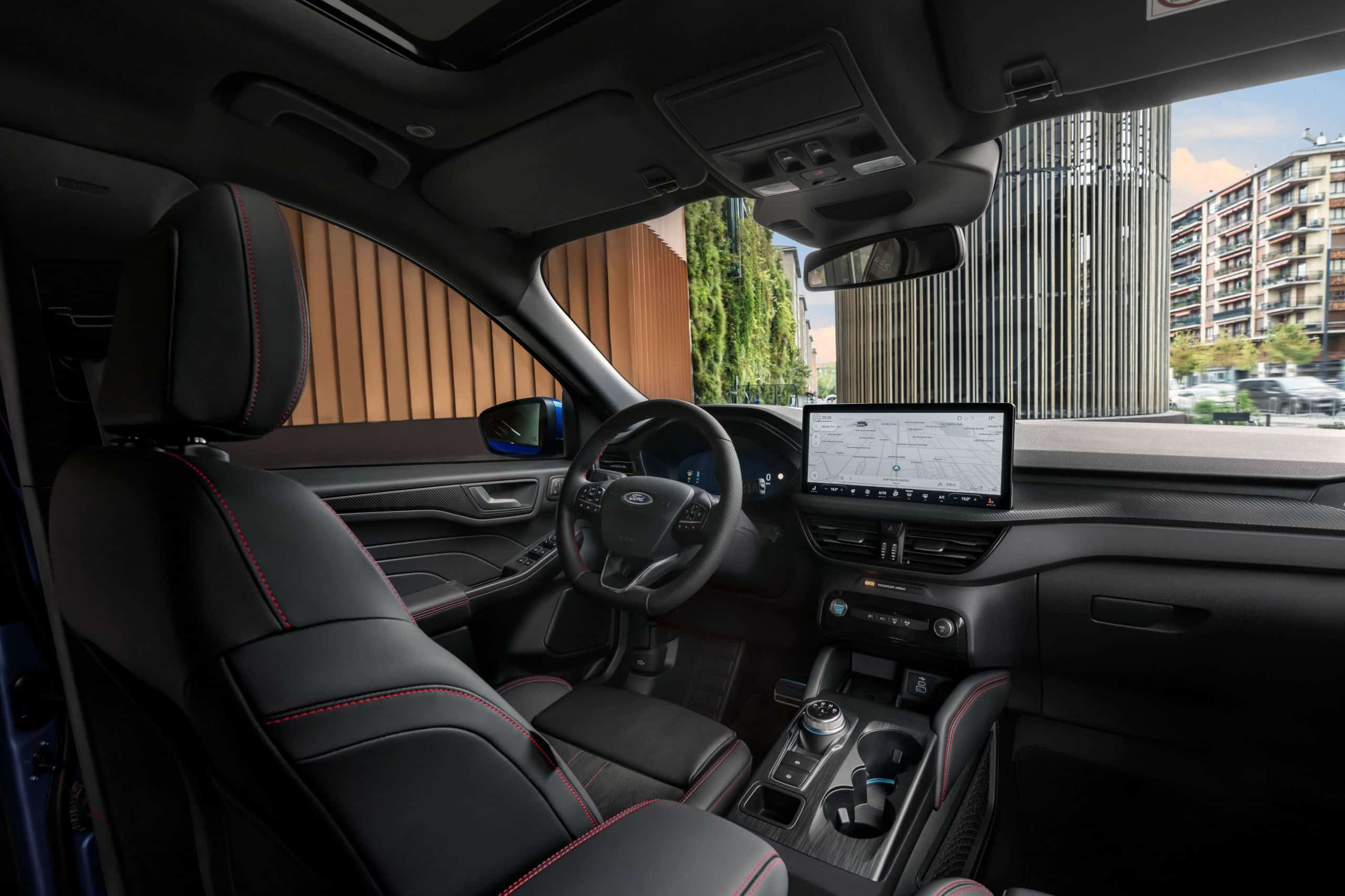 To υβριδικό Ford Kuga 2.5L FHEV με τιμή €31.494 