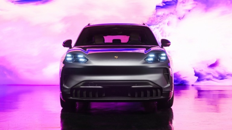 Μεγάλο ενδιαφέρον για τη νέα ηλεκτρική Porsche Cayenne