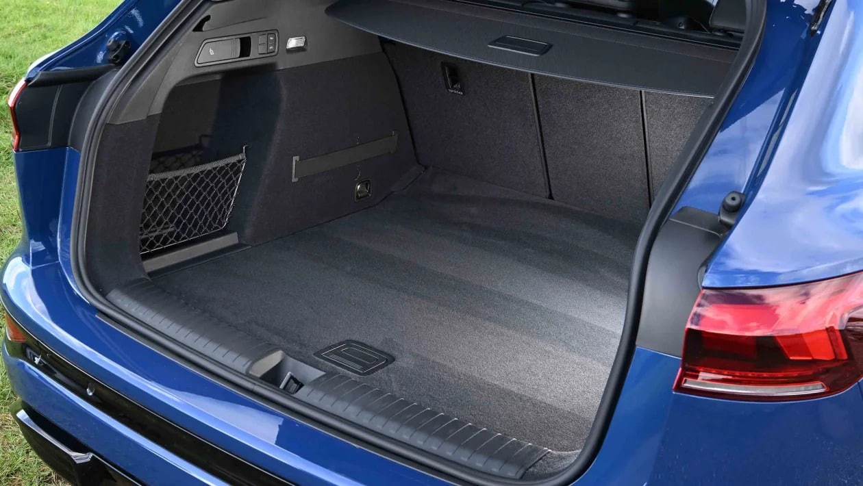 Audi Q6 e-tron: Η premium ηλεκτρική πρόταση της Audi με τεχνολογία Porsche, έως 510 PS και αυτονομία έως 648 km