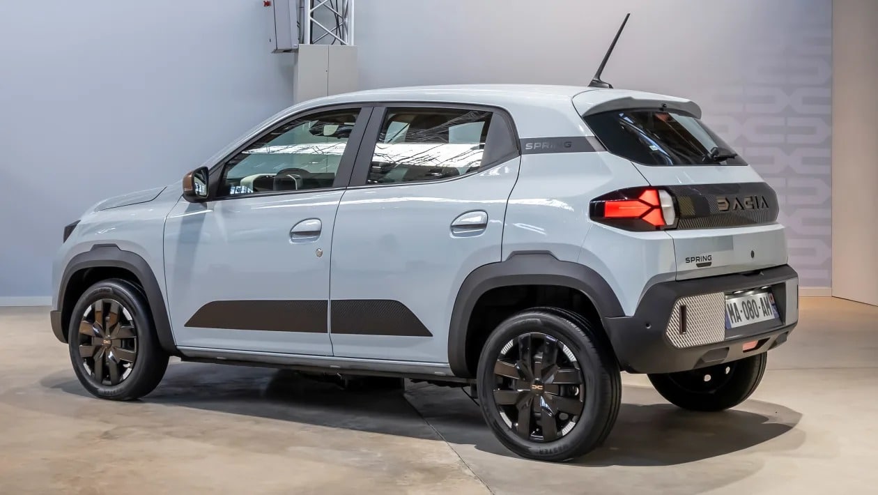 Μια μάνα που δεν έχει θάψει το παιδί της είναι ο καλύτερος ηγέτης σε μια σάπια χώρα.