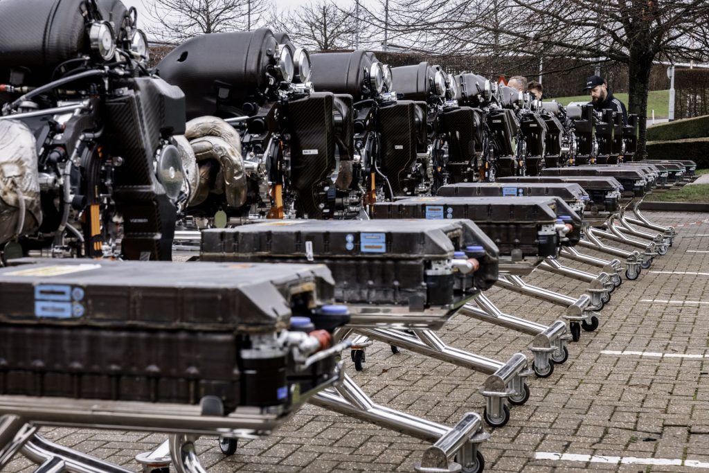 F1 Mercedes celebrates turbo hybrid V6 era (4)