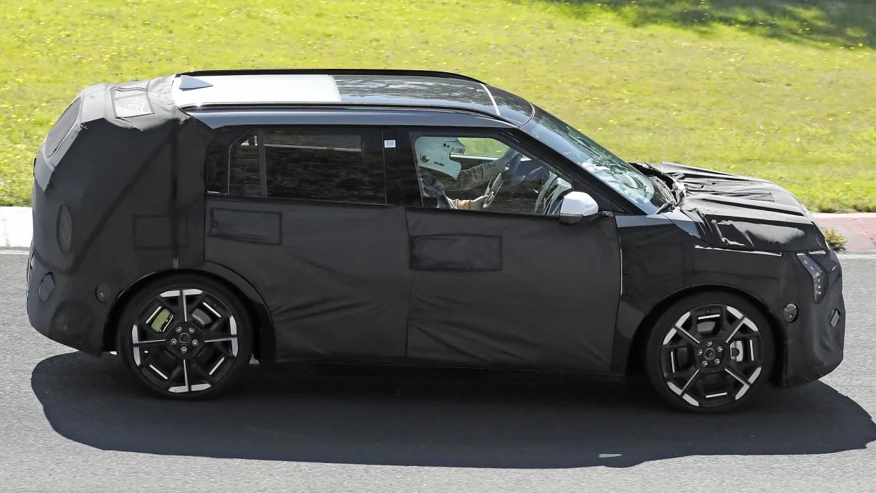 «Ψήνεται» το νέο Kia EV3 GT