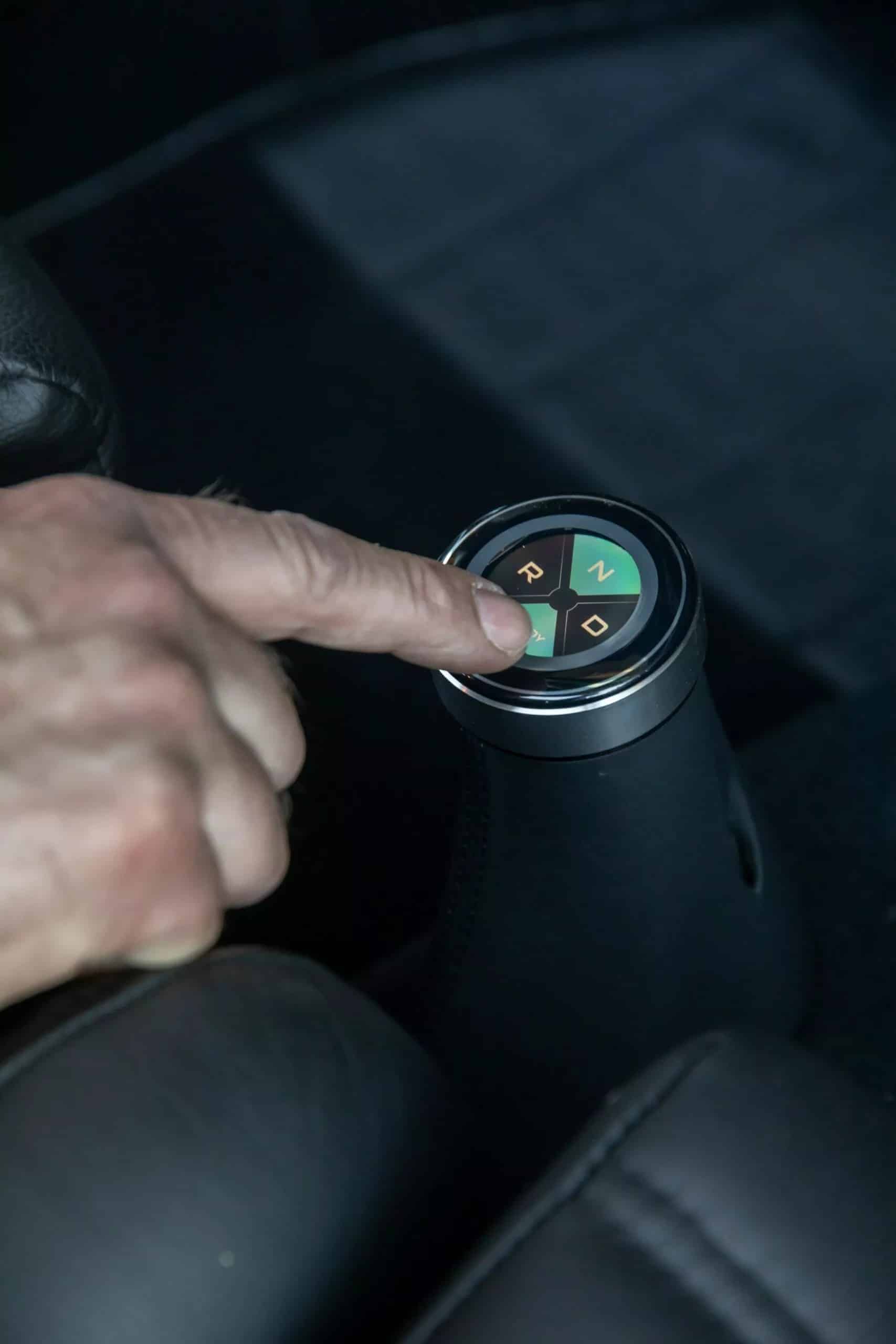 Κλασικό VW Beetle ταπεινώνει Porsche 911 GT3: Ηλεκτρικό τέρας 600+ PS που λιώνει λάστιχα