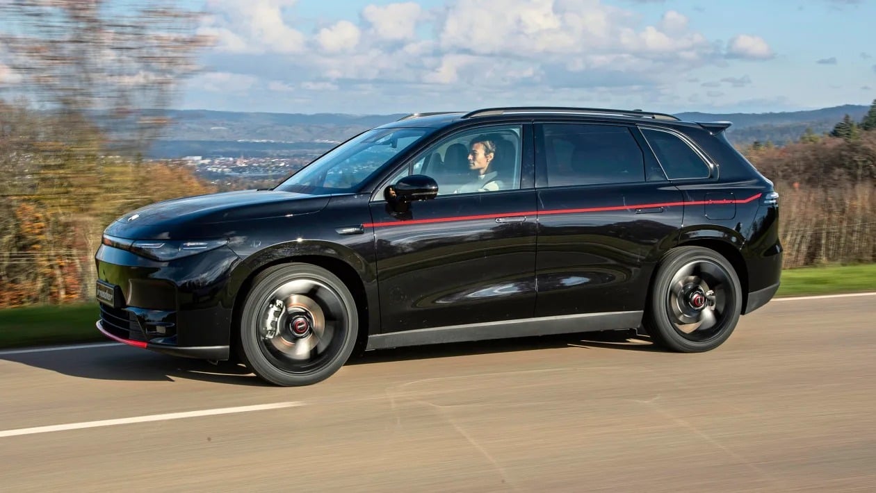 606 PS, τετρακίνηση και Irmscher: Το Leapmotor i C10 δεν παίζει πλέον άμυνα