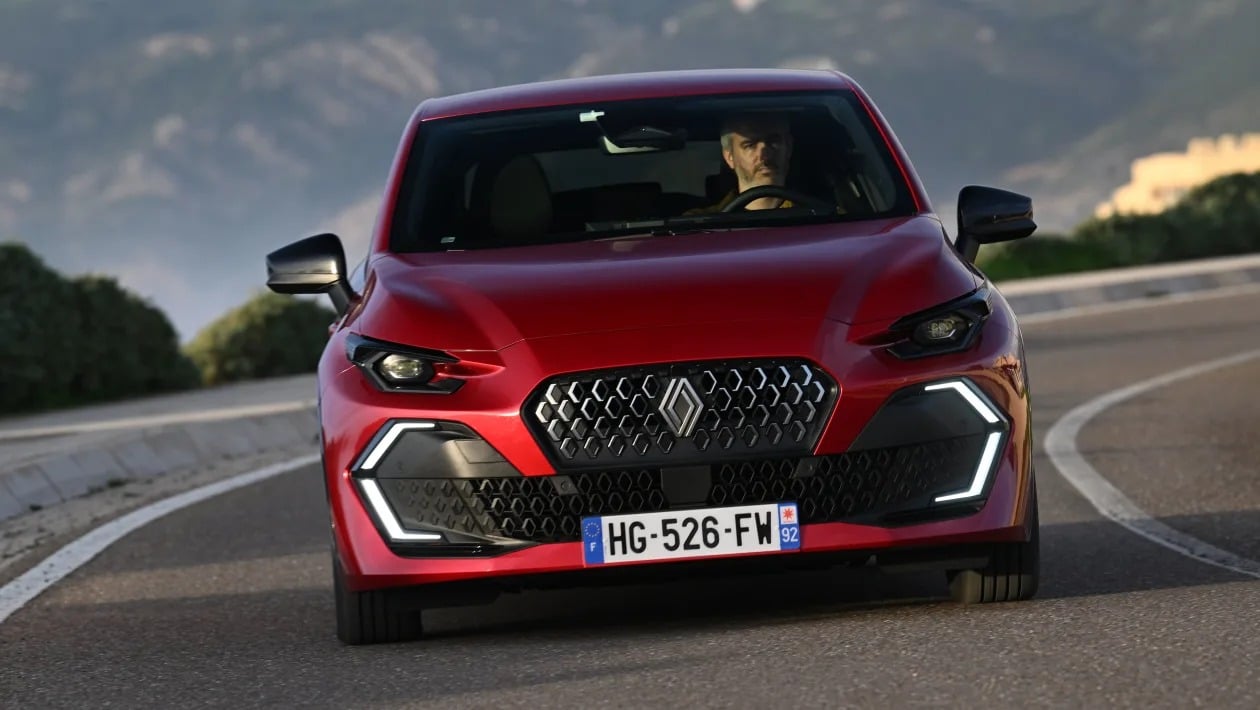 Νέο Renault Clio Hybrid E-Tech 2027: Υβριδική τεχνολογία, 158 PS και ώριμος χαρακτήρας