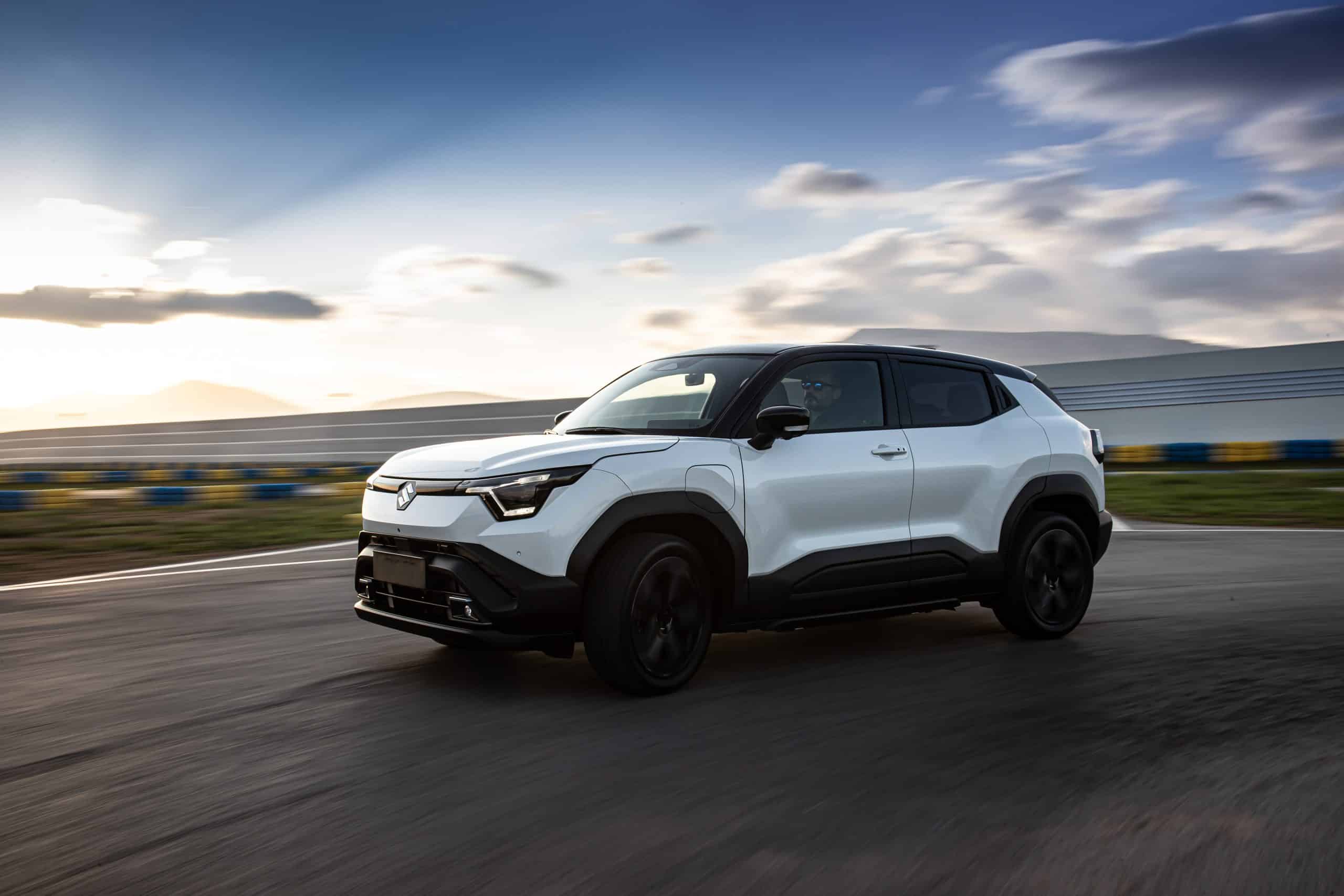 Suzuki e-Vitara: Οδηγούμε το πρώτο ηλεκτρικό Suzuki που αλλάζει τα δεδομένα