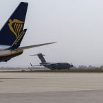 Δύο πολωνικά αεροδρόμια έκλεισαν προσωρινά λόγω των ρωσικών πληγμάτων στην Ουκρανία