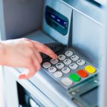 Η Ελλάδα ξεχωρίζει στις ασφαλείς συναλλαγές-πληρωμές στην ΕΕ