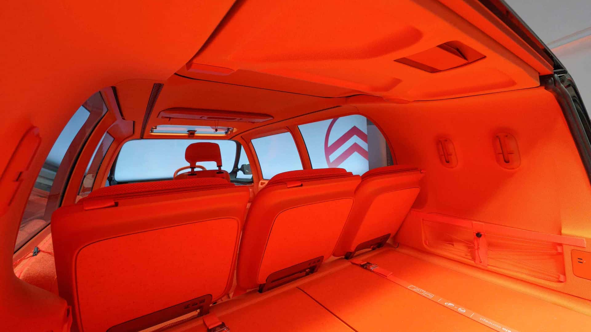 Αυτό είναι το μίνι βαν «transformer» της Citroën 

<p data-wpview-marker=