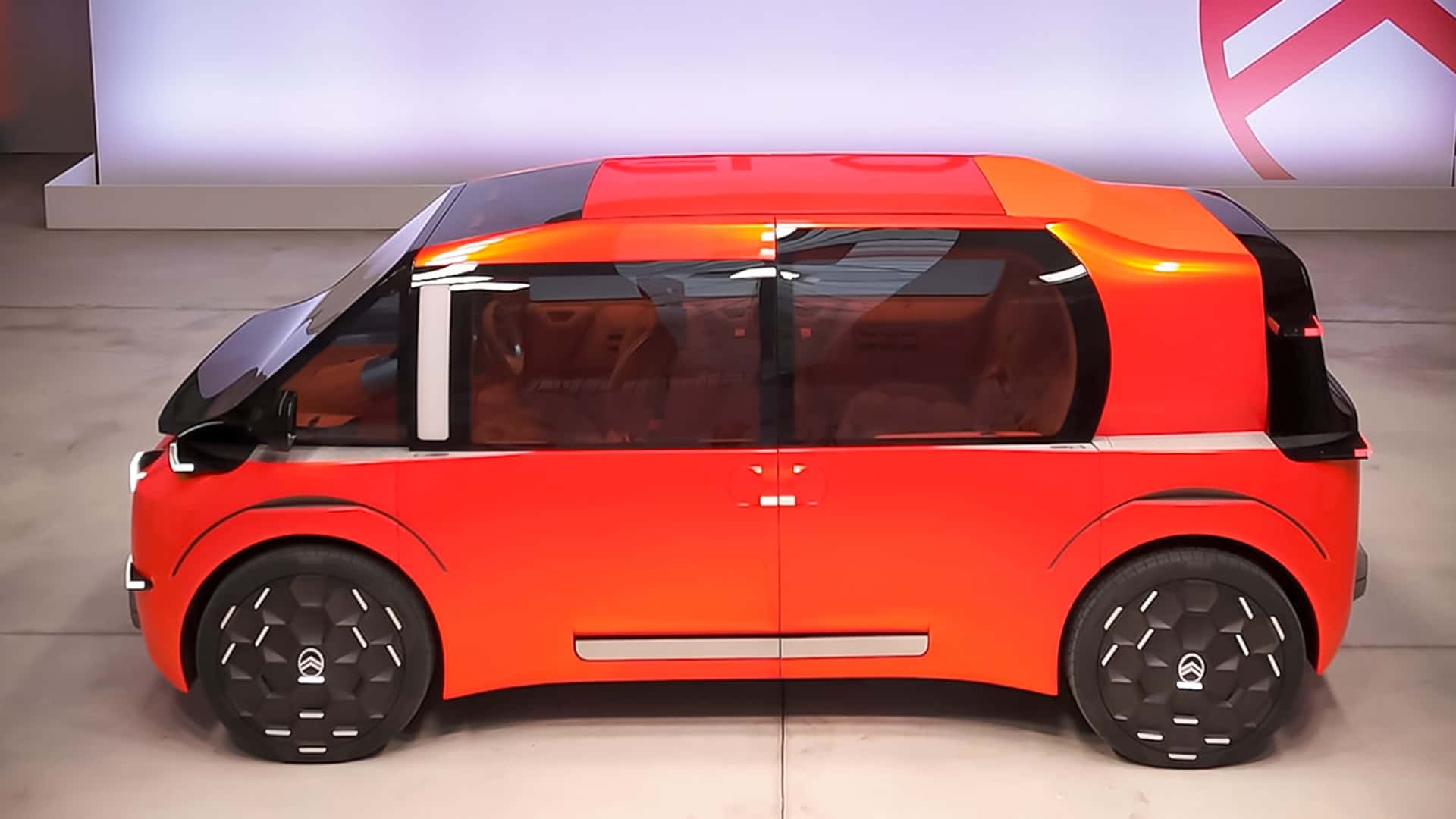 Αυτό είναι το μίνι βαν «transformer» της Citroën 

<p data-wpview-marker=