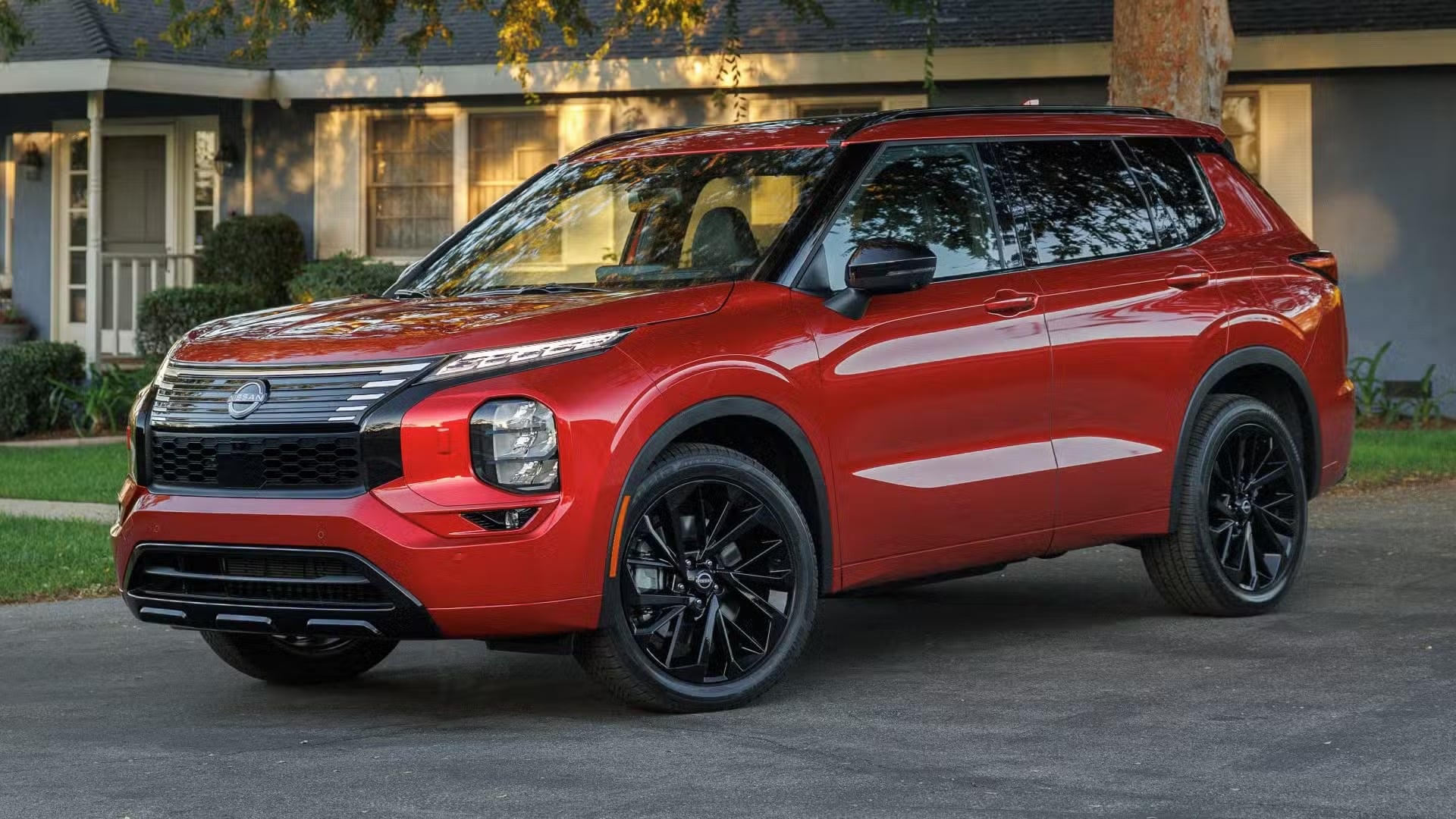 Nissan Rogue PHEV 2026: Το «κρυφό» Mitsubishi που αλλάζει τα δεδομένα στα PHEV-SUV