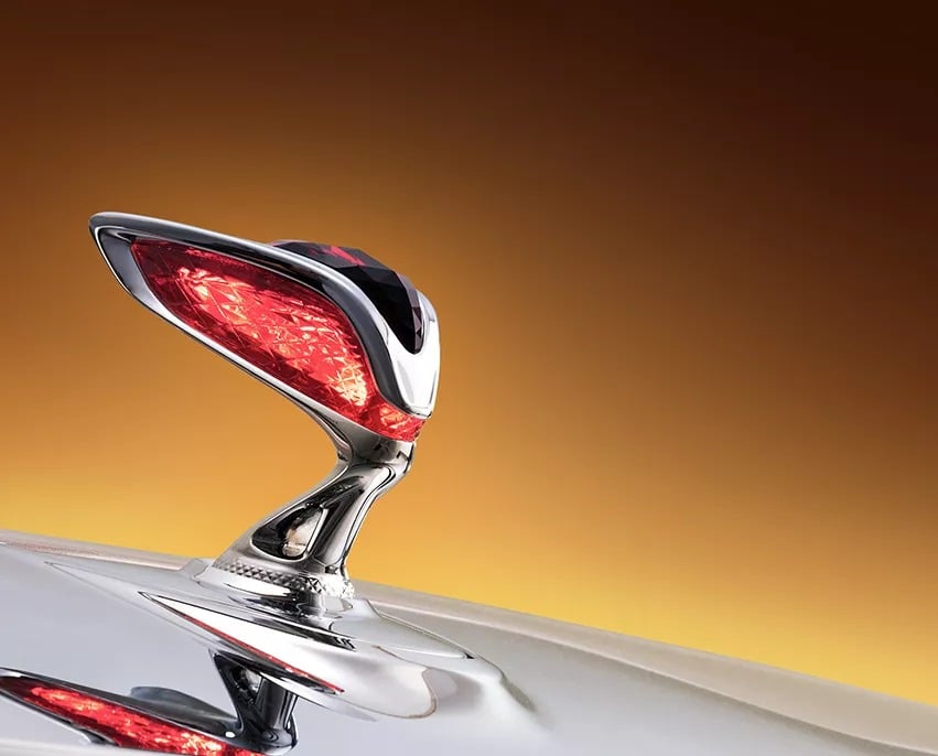 Η πιο πολυτελής κινεζική μάρκα αυτοκινήτων εισβάλλει στην Ευρώπη με 15 νέα μοντέλα