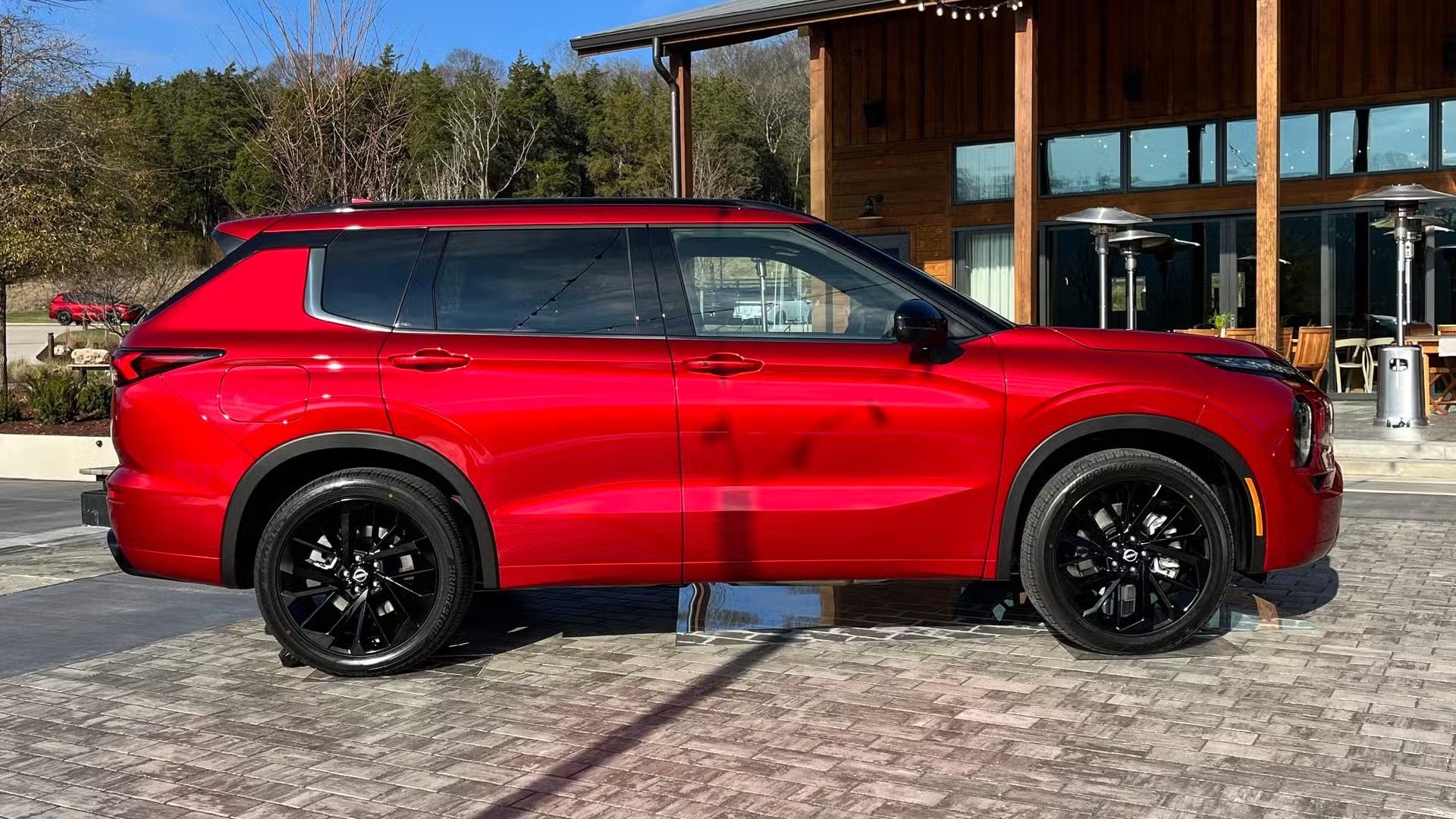 Nissan Rogue PHEV 2026: Το «κρυφό» Mitsubishi που αλλάζει τα δεδομένα στα PHEV-SUV