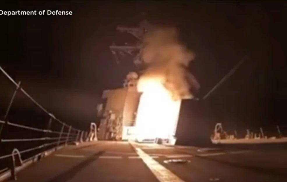 Oι ΗΠΑ εξαπέλυσαν βομβαρδισμούς στη Νιγηρία εναντίον του Ισλαμικού Κράτους – «Οι τζιχαντιστές σκοτώνουν αθώους χριστιανούς» λέει ο Τραμπ