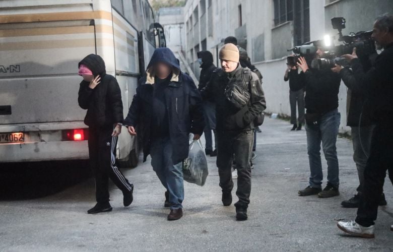 ΟΠΕΚΕΠΕ: Ελεύθεροι με περιοριστικούς όρους αφέθηκαν τρεις από τους κατηγορούμενους – Ανάμεσά τους και η μητέρα του φερόμενου «αρχηγού» του κυκλώματος