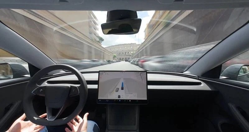 Τέλος εποχής για την Tesla; Ο Μασκ εγκαταλείπει τα ηλεκτρικά αυτοκίνητα και ποντάρει τα πάντα σε ρομπότ και AI