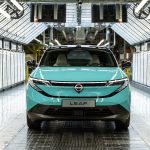 Μέσα στη γραμμή παραγωγής του νέου Nissan LEAF στο Sunderland -