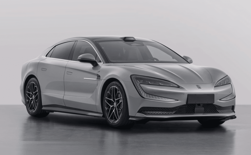 Έρχεται το... ιππικό με 1.360 PS και αυτονομία 1.000 Km