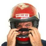 Δέσε το κράνος γιατί έχει… καμπάνα