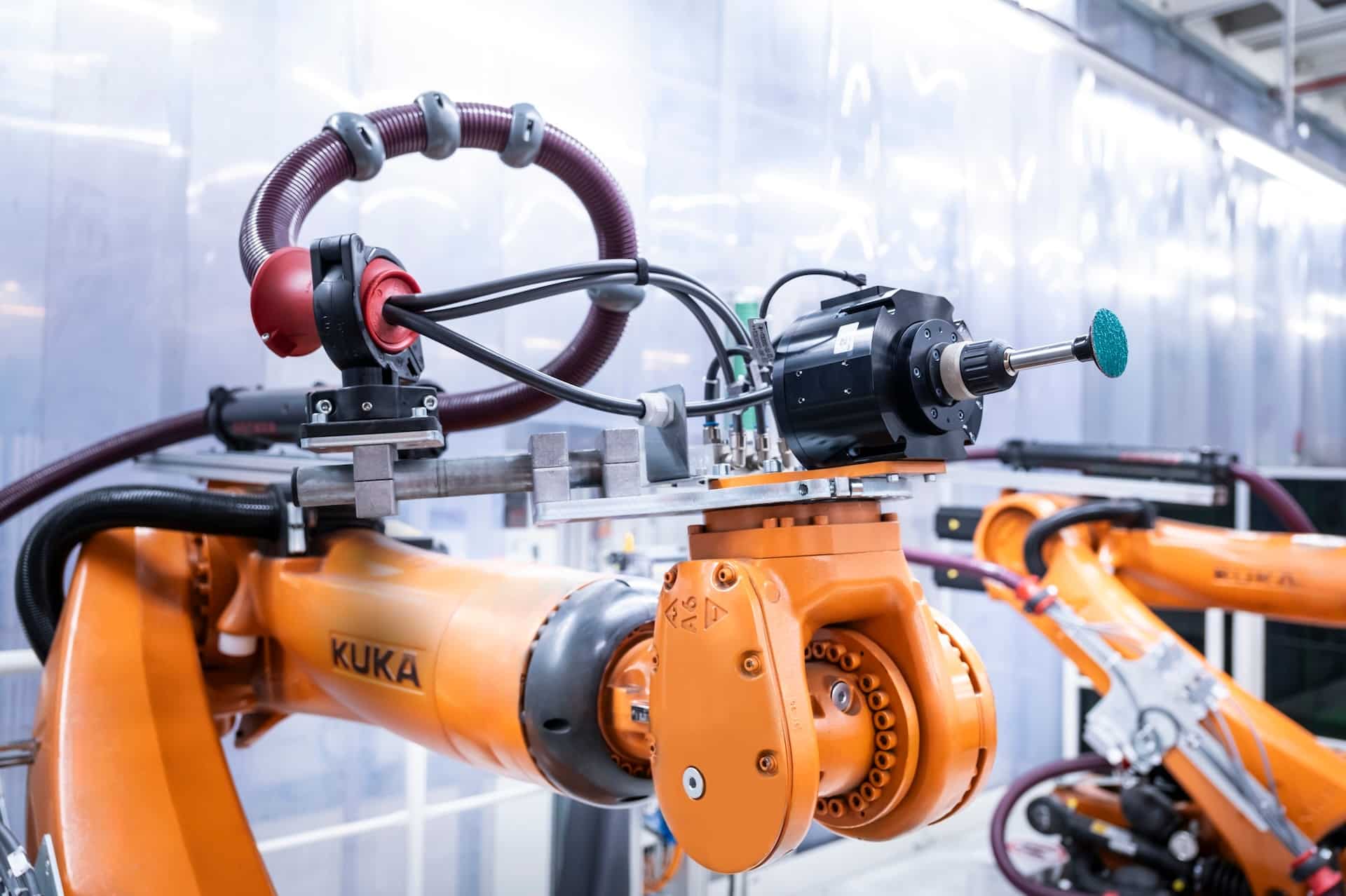 Audi: Πώς η τεχνητή νοημοσύνη μεταμορφώνει τα εργοστάσια σε «σκεπτόμενες» μονάδες παραγωγής