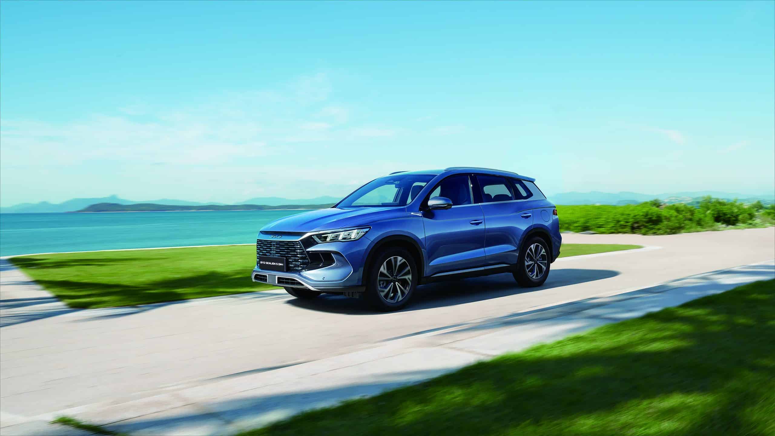 Η BYD παρουσιάζει το νέο SEALION 5 DM-i - Δείτε εκδόσεις και τιμές
