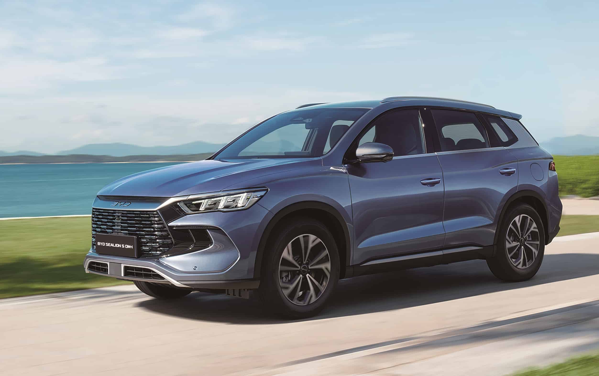 Η BYD παρουσιάζει το νέο SEALION 5 DM-i - Δείτε εκδόσεις και τιμές
