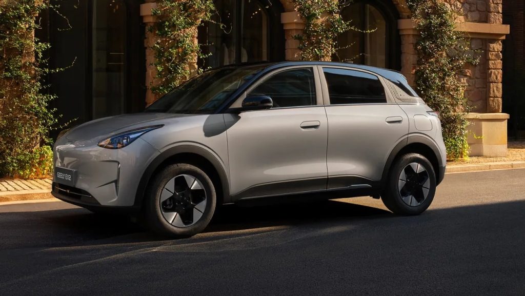 Geely EX2: Το μικρό ηλεκτρικό που κοιτάει στα μάτια Renault 5 και BYD Dolphin