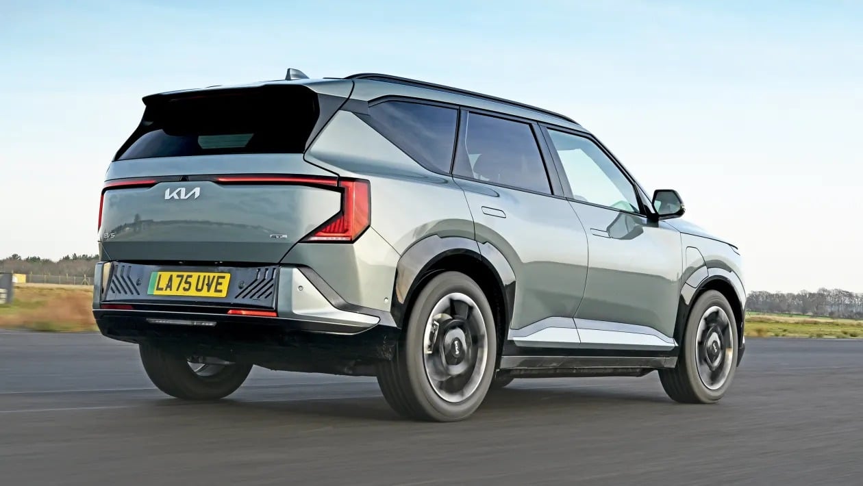 Tesla Model Y vs Kia EV5 vs Smart #5: Ποιο ηλεκτρικό SUV αξίζει τα χρήματά του;