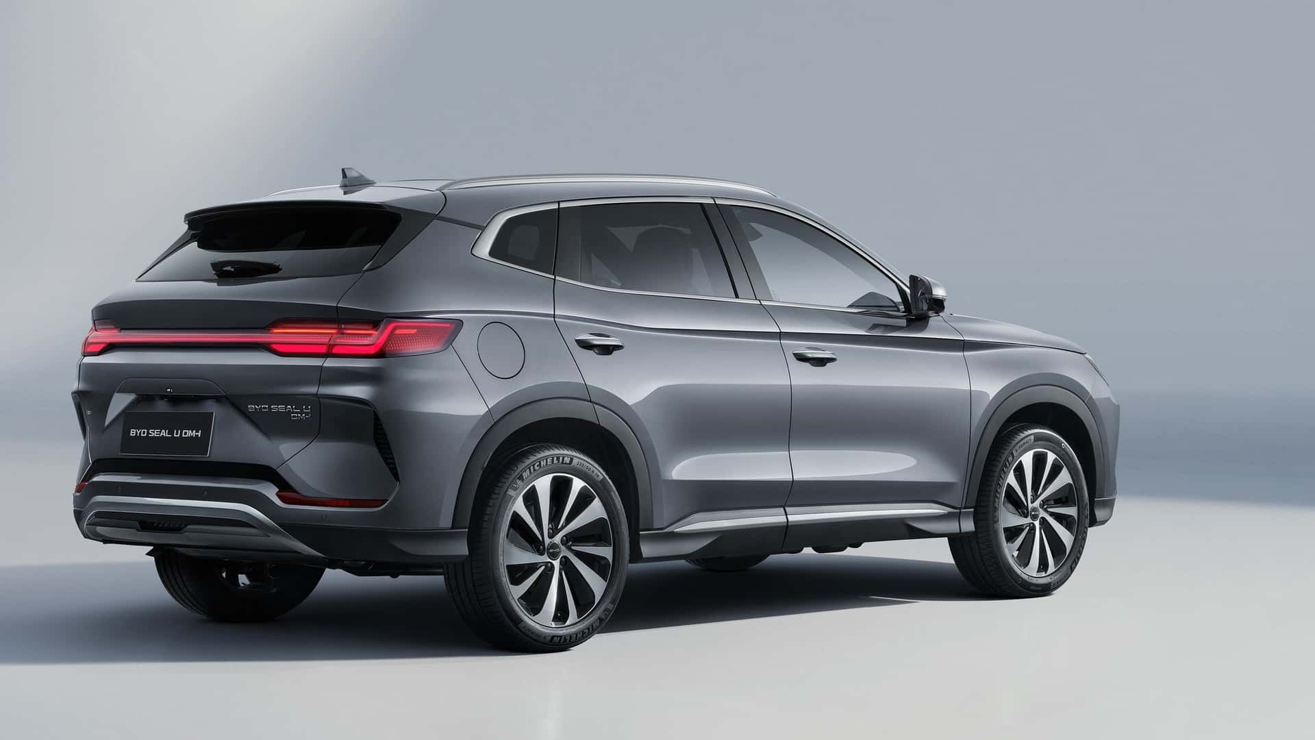 Αυτό είναι το πιο δημοφιλές PHEV - SUV στην Ευρώπη