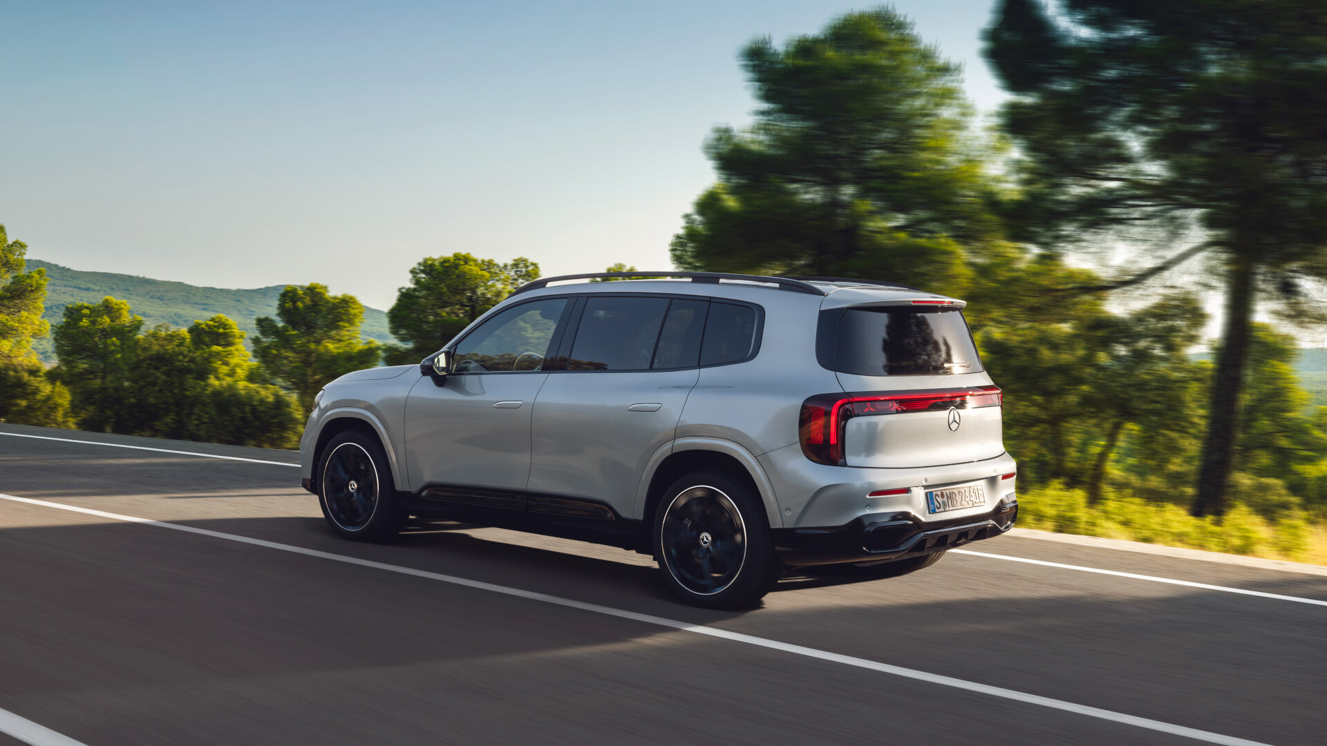 Mercedes Benz GLB 2026 (5) Mercedes Benz GLB 2026 (5)