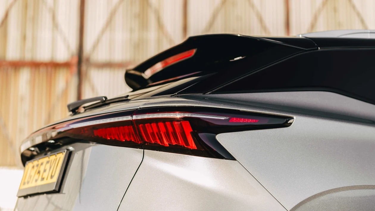 Omoda 5 SHS-H: Υβριδική λύση χωρίς πρίζα 