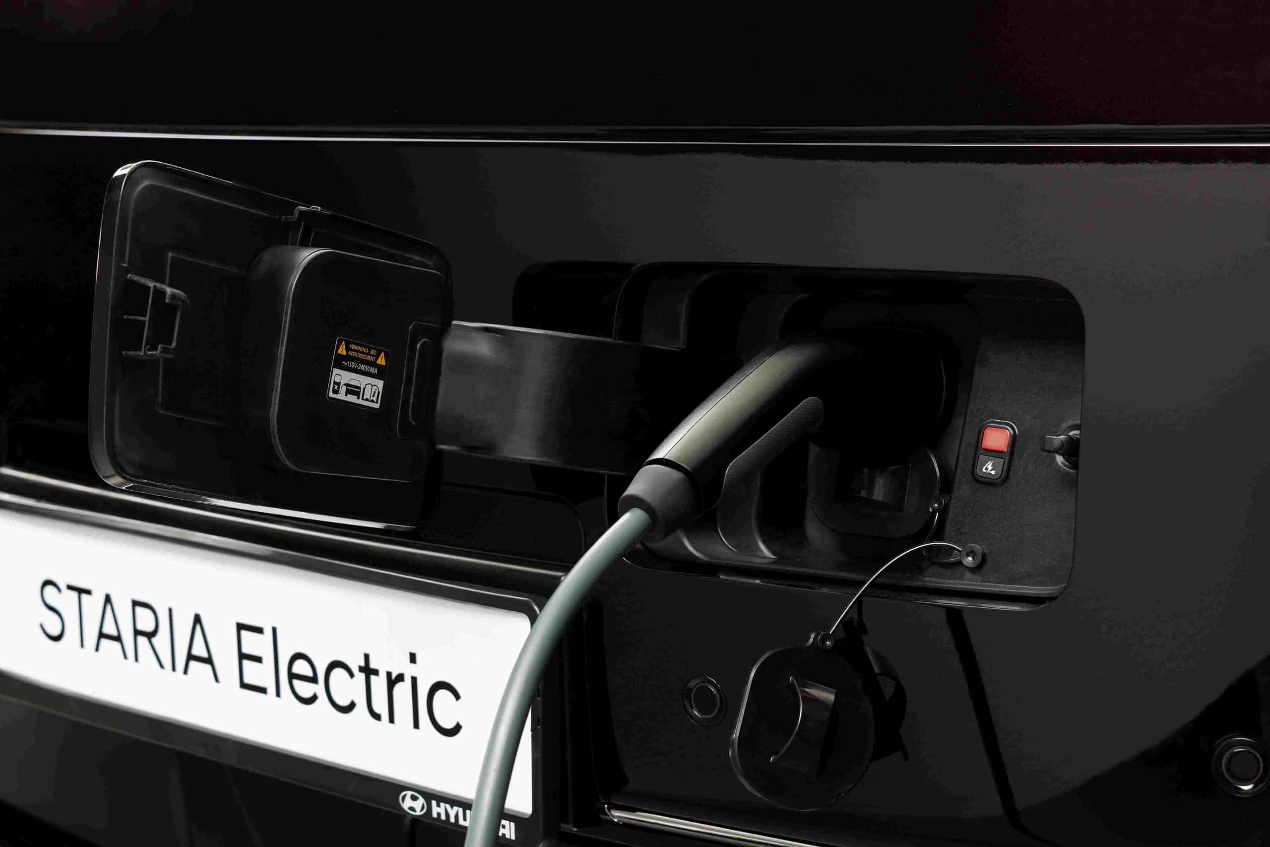 Νέο Hyundai STARIA Electric: Πρακτικότητα και χώροι με μηδενικούς ρύπους