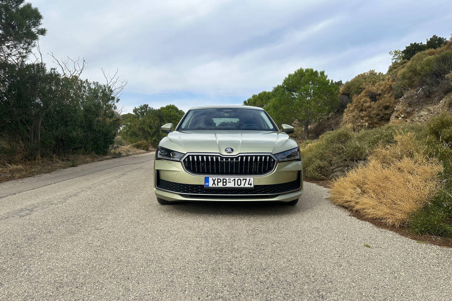 Skoda Superb Laurin & Klement test 10.2025 (7B) Skoda Superb Laurin & Klement test 10.2025 (7B)