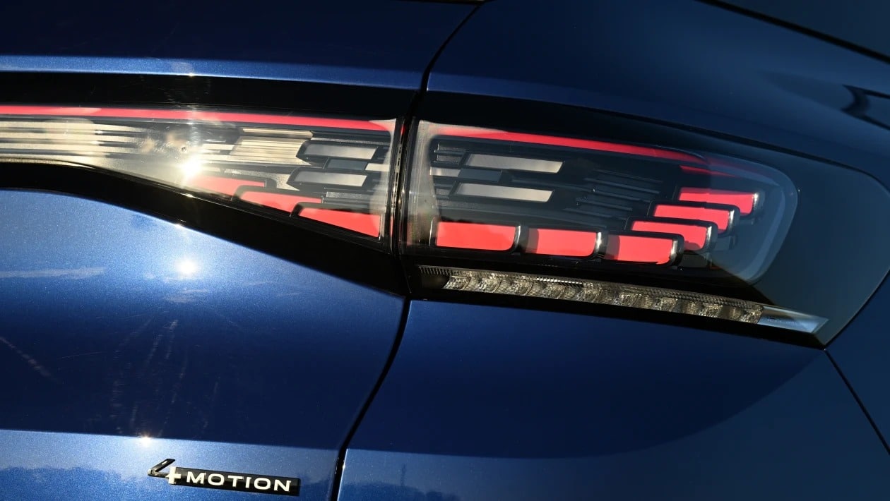 Volkswagen ID.4 Pro Black Edition 2026: Η σπορ έκδοση αξίζει τα λεφτά της;