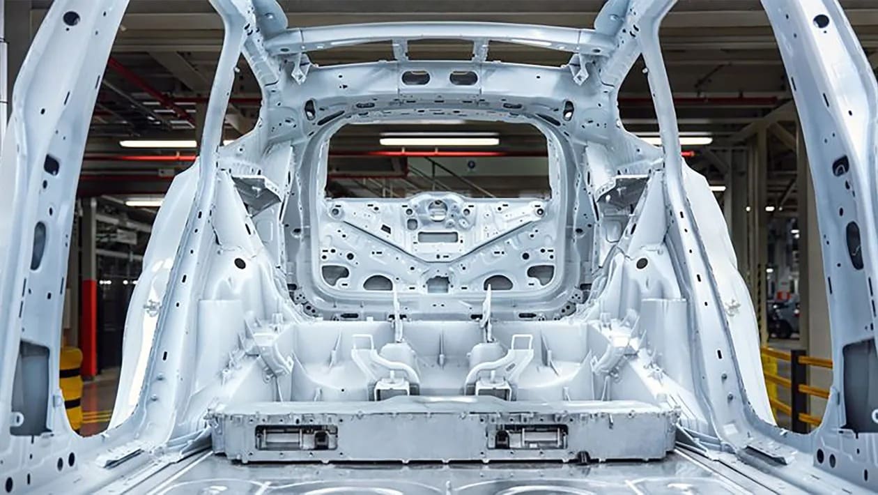 Το νέο Volvo EX60 είναι έτοιμο για την αποκάλυψή του στις 21 Ιανουαρίου