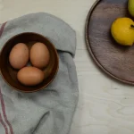 Γιατί μερικά αυγά είναι καφέ, ενώ άλλα άσπρα ή ακόμη και... μπλε;