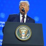 Τραμπ: Το Ιράν θέλει συμφωνία – Μια μεγάλη αρμάδα κατευθύνεται στην περιοχή