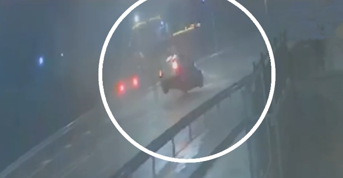 Στο «έλεος» των ανέμων:  Πότε αναμένεται να αναχωρήσουν τα «δεμένα» πλοία – Εικόνες σοκ από Ηλεία και Αλεξανδρούπολη